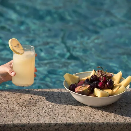 Pournari Mountain Отель