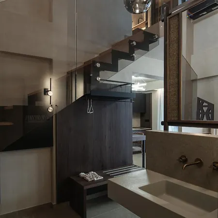 Pournari Mountain Hotel Toroni