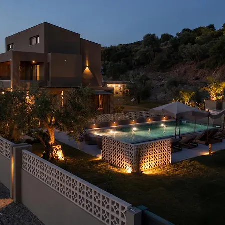 Pournari Mountain Hotel *