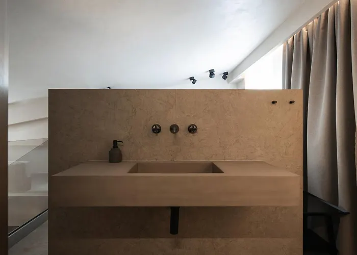 Pournari Mountain Szálloda Toróni