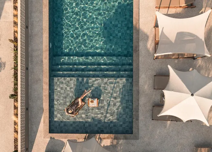 Pournari Mountain Szálloda *